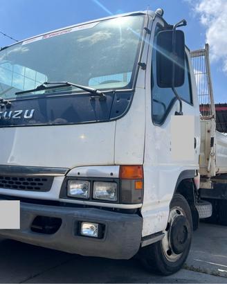 Ricambi usati isuzu npr