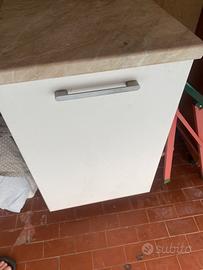 MOBILI PER CUCINA