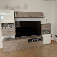 Parete attrezzata moderna