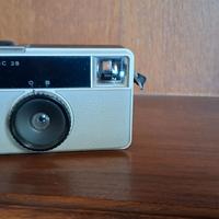 Kodak instamatic 28 camera