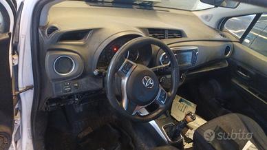 MIT AIRBAG COMPLET TOYOTA YARIS DEL 2015 BENZINA