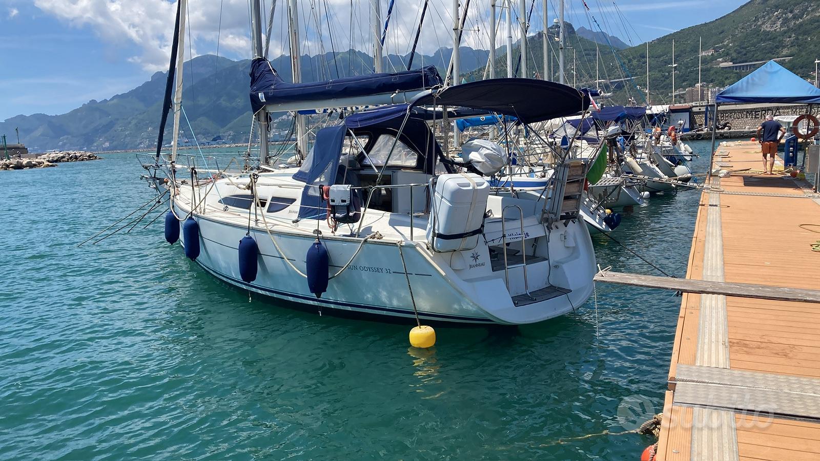 SUN ODYSSEY 32 (JEANNEAU) — View photo 1