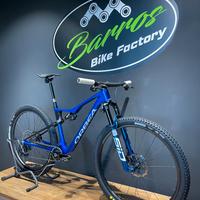 Orbea Oiz M LTD flight attendant 2025