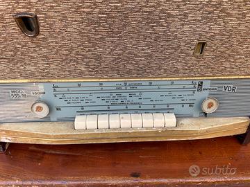 Radio vintage Sintonìa VDR Mod. 555/M + giradischi