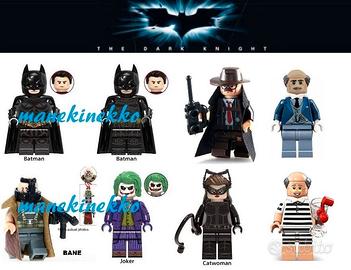 8 minifigure BATMAN Dark Knight JOKER simil Lego