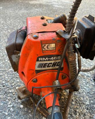 Decespugliatore echo