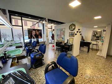 Immobile di 140 m² con 5 locali a Biella