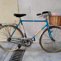 Vecchia bici da uomo