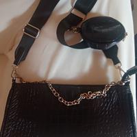 Borsa  donna nera pitonata con catena dorata