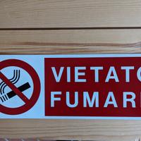 Cartello targa Vietato Fumare metallo.