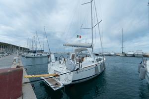 2019 Beneteau oceanis 35.1