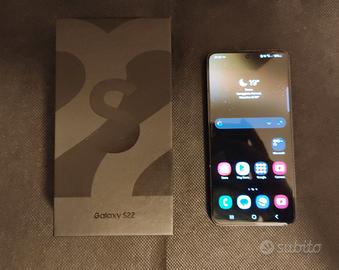 Samsung Galaxy S22 128GB 5G - SM-S901B/DS - Nero