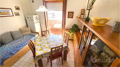 BILOCALE CON CANTINA - FERMO - TRE ARCHI