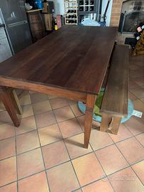 Tavolo e panche