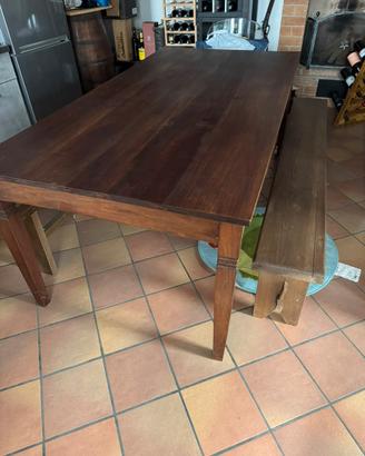 Tavolo e panche