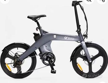 
Bici elettrica pieghevole con sensore di coppia a