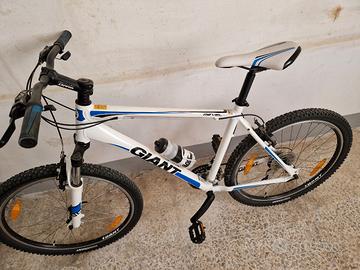 Bicicletta giant