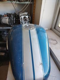 Serbatoio nudo con diverse bozze per Suzuki vz mar