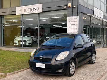 Toyota Yaris 1.0 5 porte