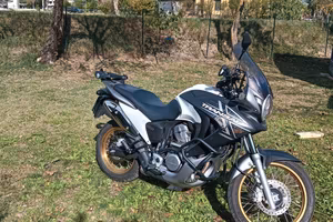 COME NUOVA Transalp 700 del 2011