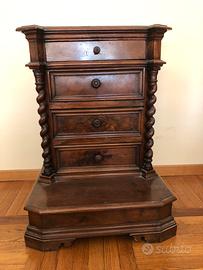 Inginocchiatoio umbro del ‘700