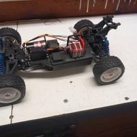 Macchina radiocomandata