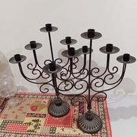 Candelabri in ferro battuto a 5 bracci