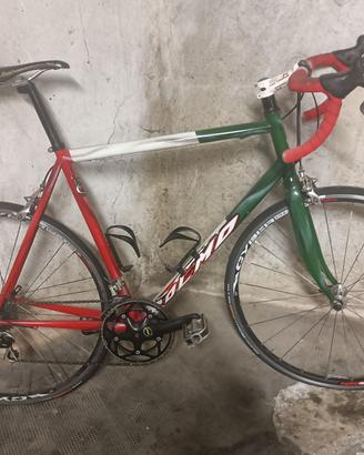 Bicicletta aereografata