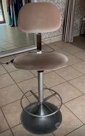 Sgabello da ufficio rosa chiaro in velluto