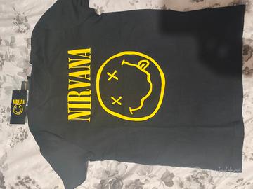 T Shirt Nirvana nuova con Cartellino L