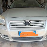 Toyota Avensis 1.8 benzina 