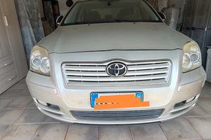 Toyota Avensis 1.8 benzina 