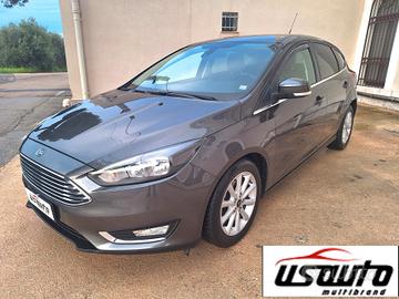 Ford Focus 1.5 TDCi 120 CV Titanium "BERLINA" 20