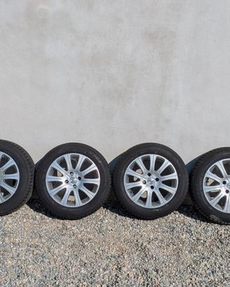Cerchi in lega 15" + Yokohama invernali 175/65 R15