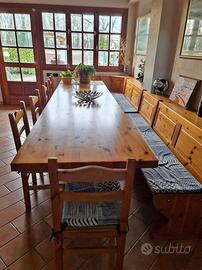 Tavolo sedie cassapanca taverna