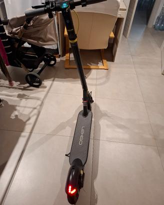MONOPATTINO ELETTRICO LEXGO 