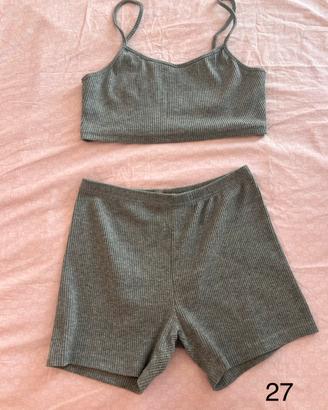 Crop Top & Short a Vita Alta
