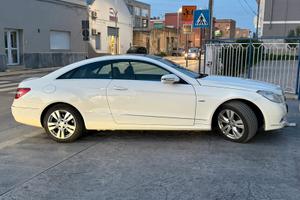 Mercedes Benz Classe E250 coupè