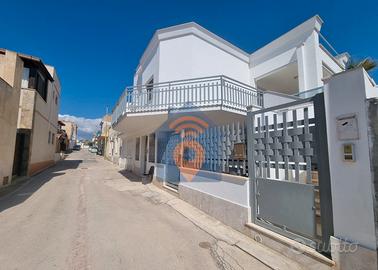 Selinunte Villa Con Vista Mare
