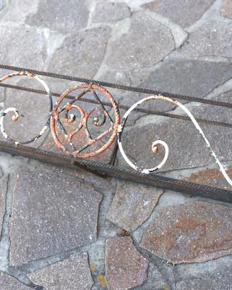 Fioriera portavasi in ferro battuto da giardino