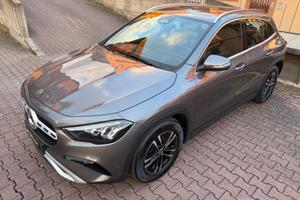 Mercedes-benz GLA 180 Mhev Aut. PARI AL NUOVO!