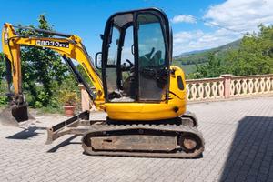 Escavatore JCB
