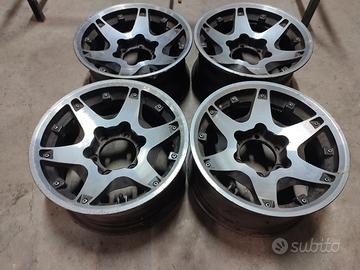 cerchi 6 fori R15 fuoristrada attacco jap