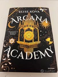 Libro Kova Arcana Academy Nuovo