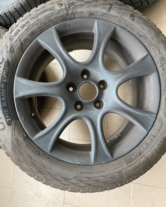 Cerchi 16” con pneumatici