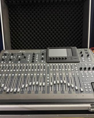 Behringer X 32