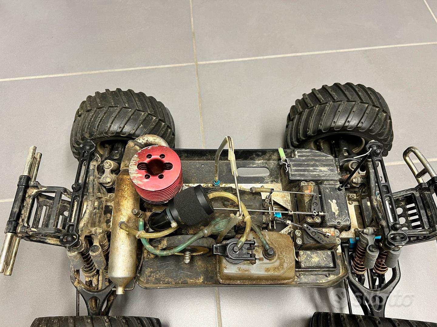 Thunder Tiger Spallina Posteriore TS-4 - Ricambio Originale Per Auto RC