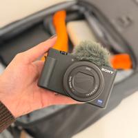 Sony ZV-1 + 4 batterie