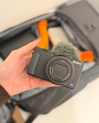 Sony ZV-1 + 4 batterie