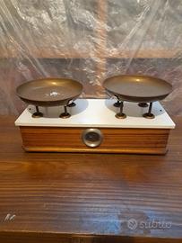 bilancia vecchia buone condizioni 